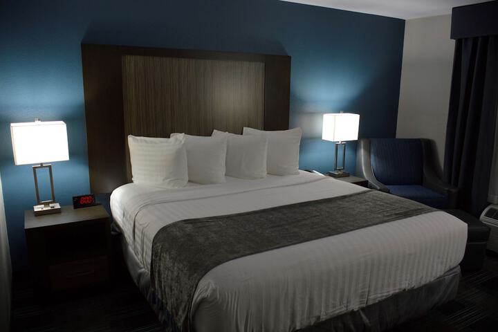 Room 13 of 25