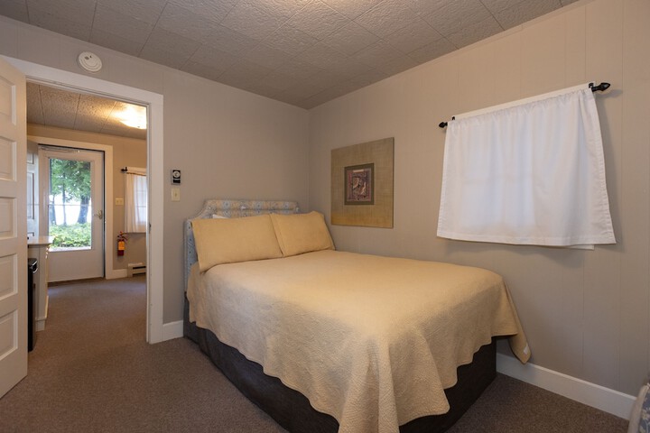 Room 78 of 192