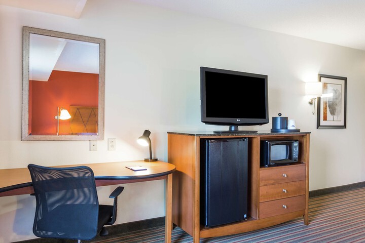 Room 12 of 21