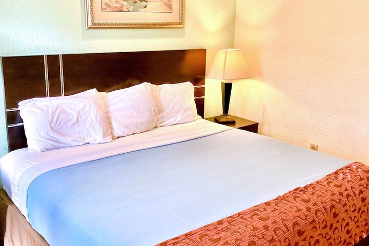Room 20 of 25