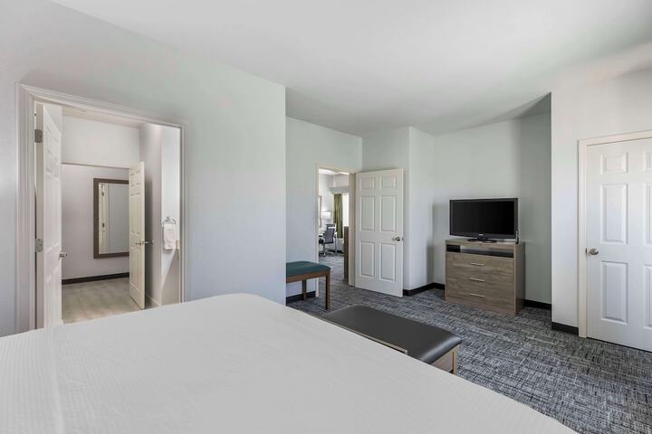Room 11 of 41