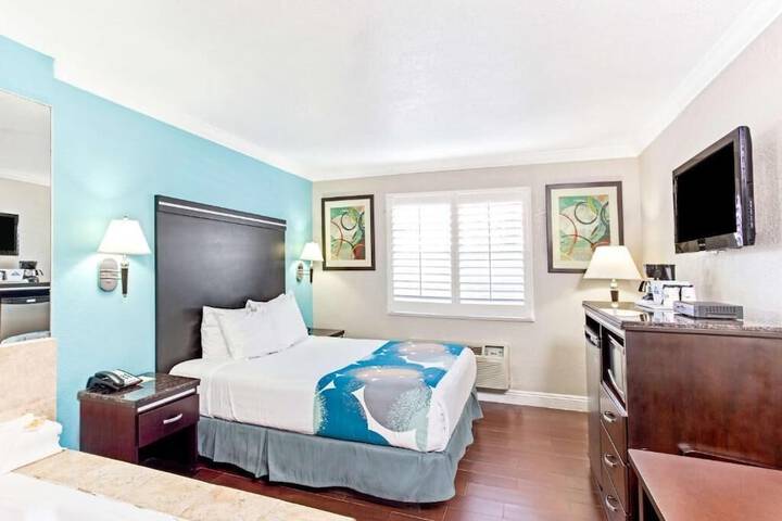 Room 20 of 20