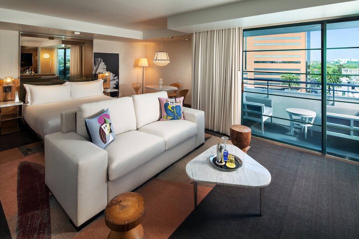 SLS Hotel a Luxury Collection Hotel, Beverly Hills