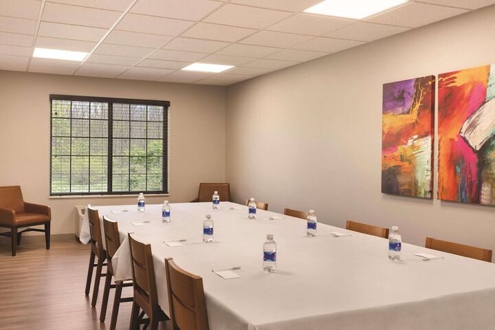 Country Inn & Suites by Radisson Green Bay North