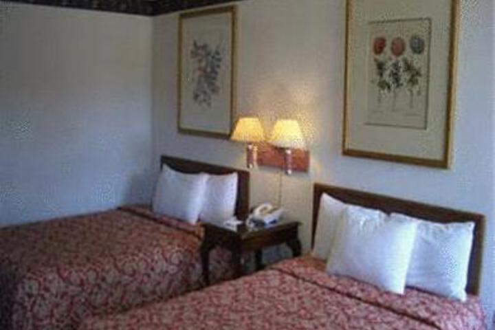 Regency Inn of Naperville