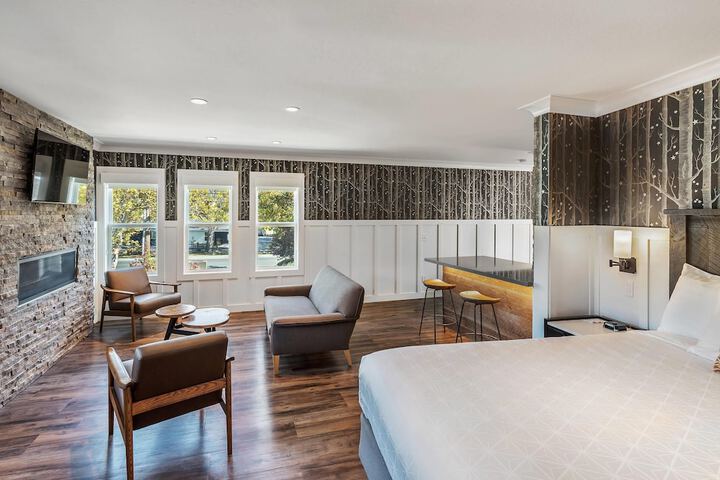UpValley Inn & Hot Springs Napa Valley an Ascend Collection Hotel