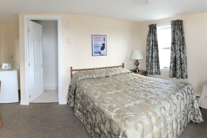 Room 62 of 81