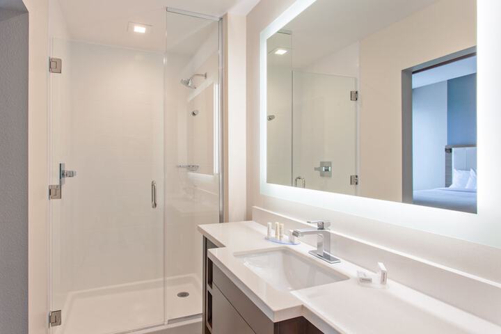 SpringHill Suites by Marriott Escondido Downtown
