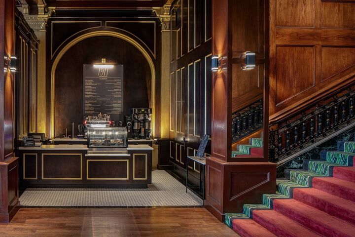 Grand Galvez Resort Autograph Collection