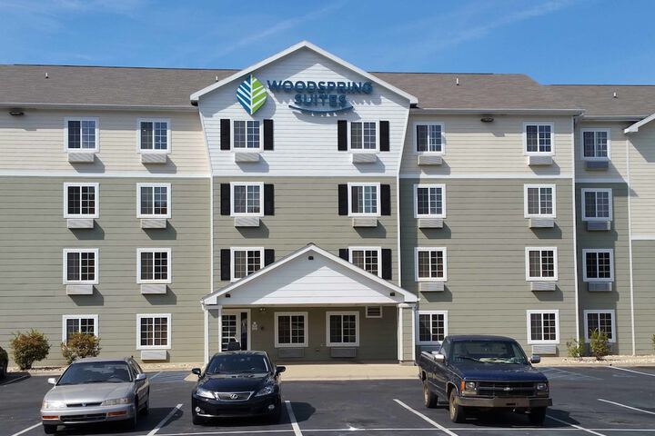 Hotel 1 of 27