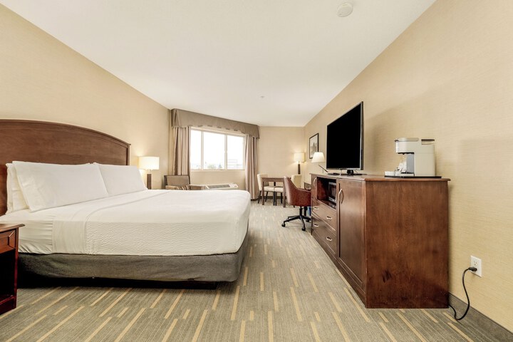 Room 77 of 200