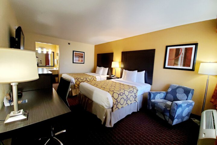 Room 18 of 24