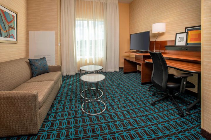 Room 14 of 34