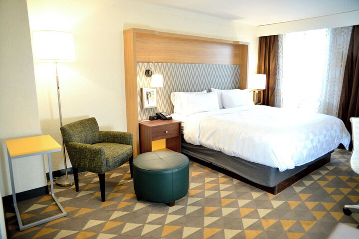 Room 23 of 39