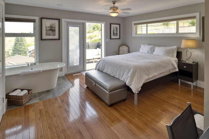 Room 8 of 22