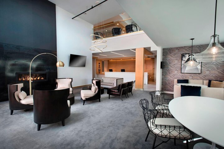 Hotel Interior 10 of 57