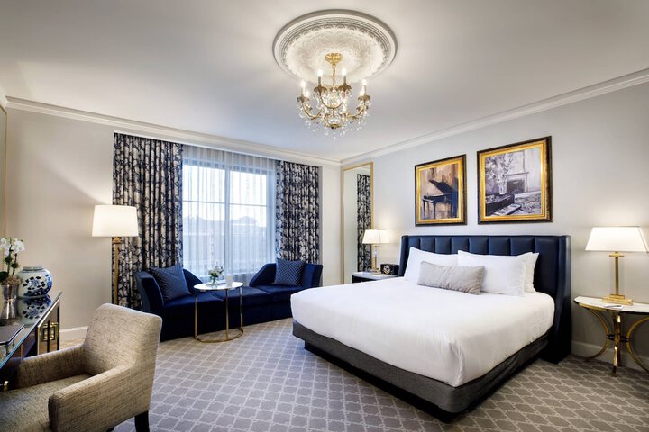 Hotel Carmichael Autograph Collection