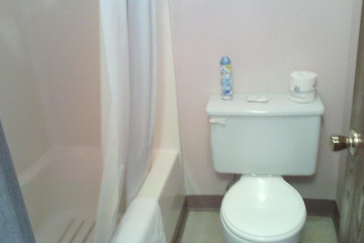 Room 15 of 24