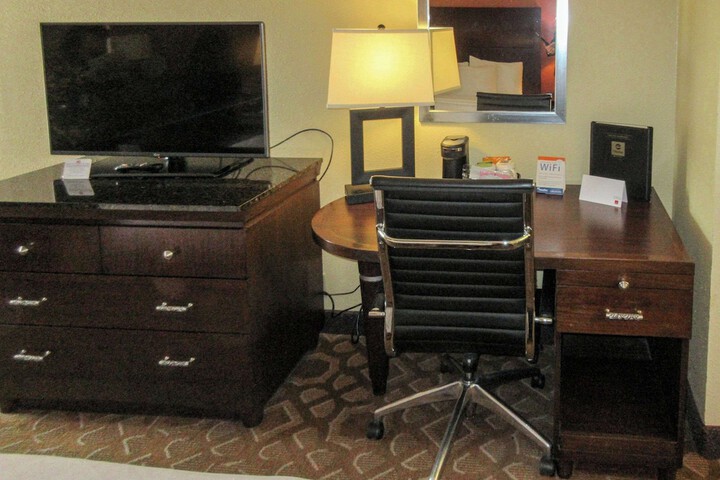 Room 26 of 48