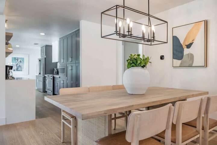 at Marbella Lane - Cozy Modern Home w / Relaxing Design & Pool