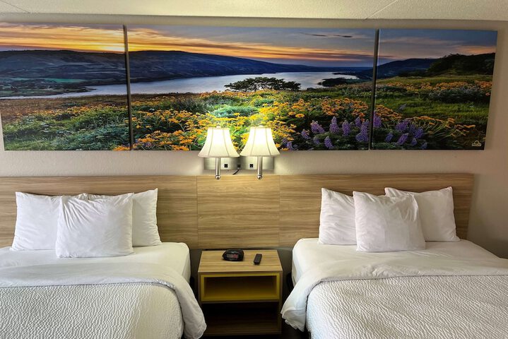 Room 44 of 66