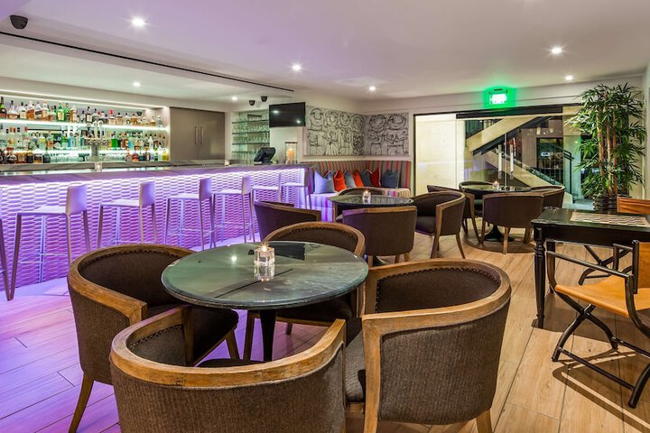 Best Western Plus Las Brisas Hotel