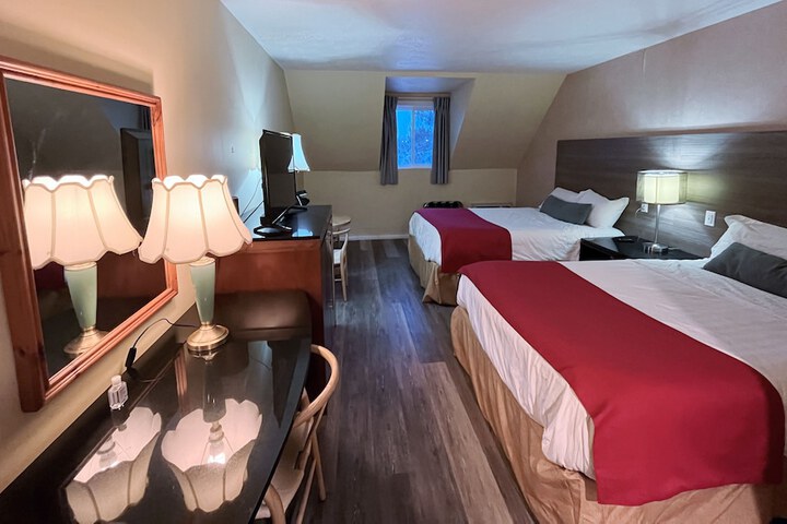 Room 17 of 39