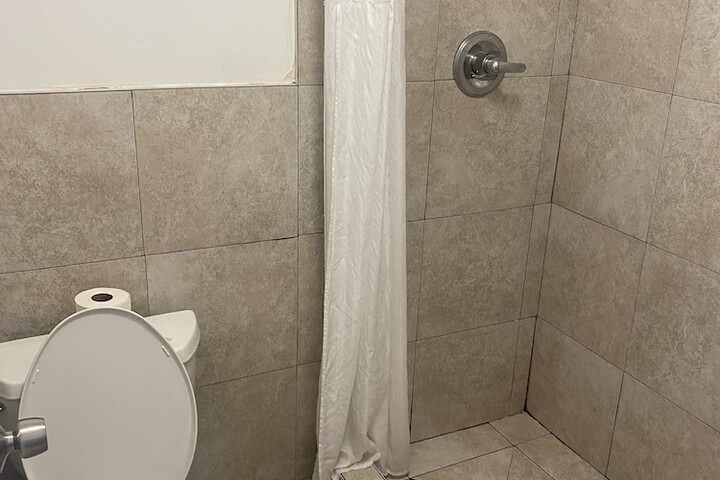 Room 10 of 15
