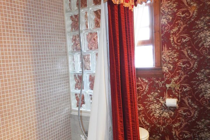 Room 47 of 101