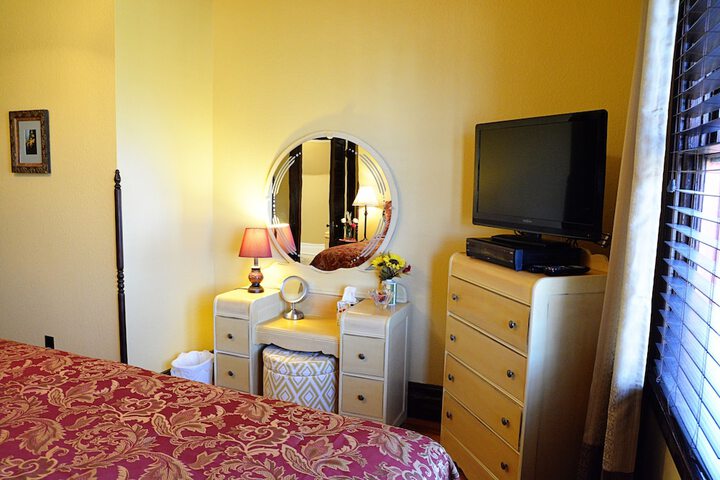 Room 30 of 95