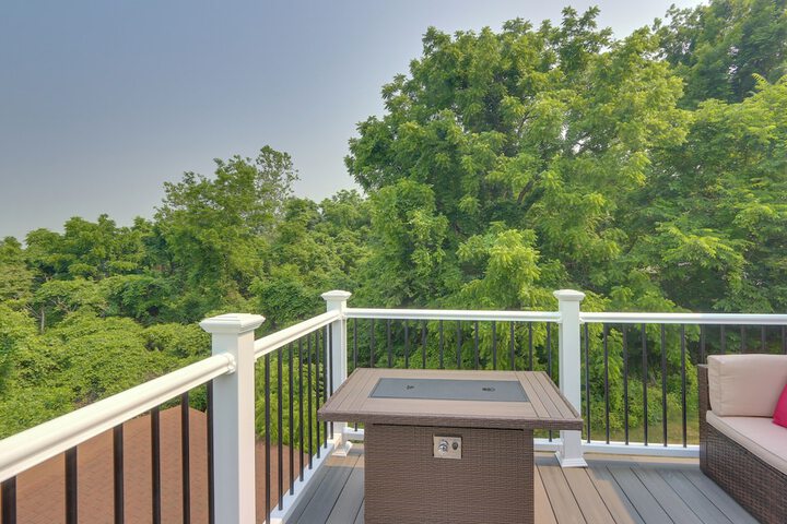 Harpers Ferry Home w / Private Pool & Hot Tub!
