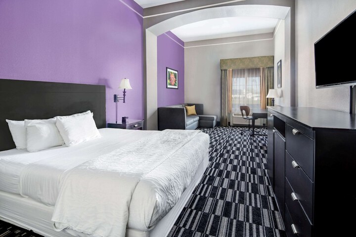 Room 16 of 29