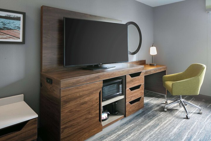 Room 26 of 44