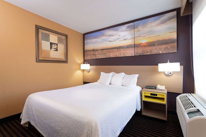 Room 19 of 29