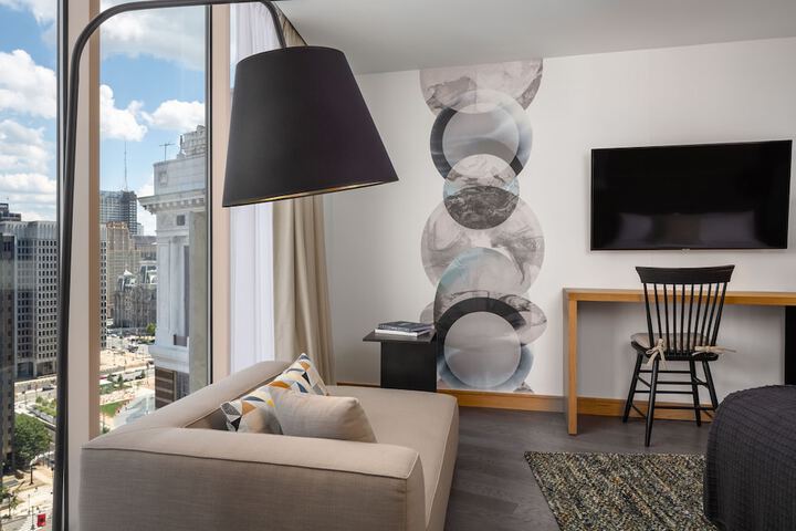 The Windsor Suites