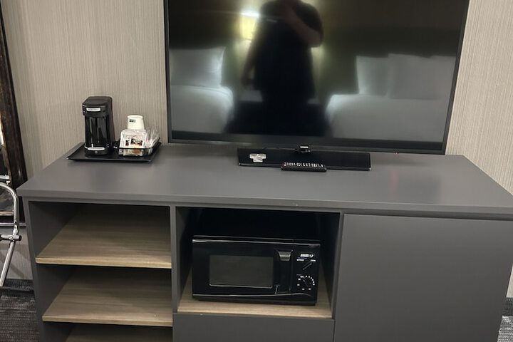 Room 11 of 43