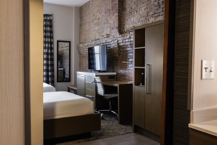 Room 60 of 75