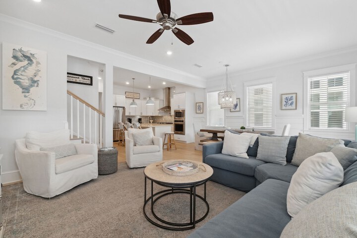 Prominence on 30A by Panhandle Getaways