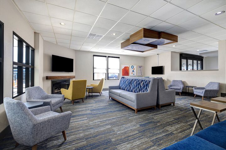 Hotel Interior 10 of 63