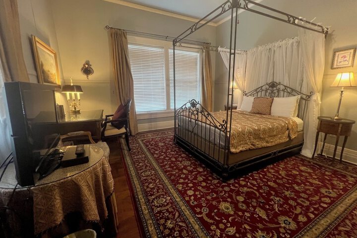 Room 9 of 55
