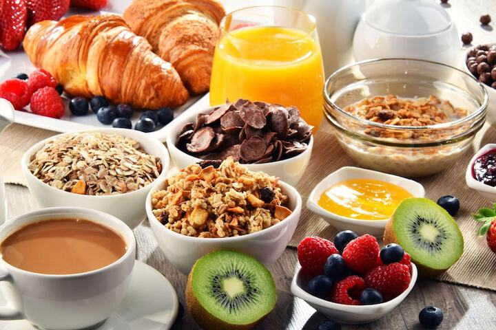Breakfast/Coffee Service 21 of 26