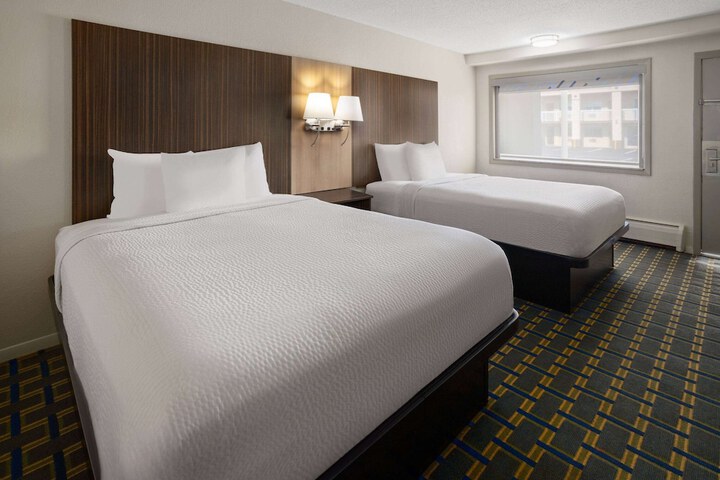 Days Inn by Wyndham Tonawanda / Buffalo