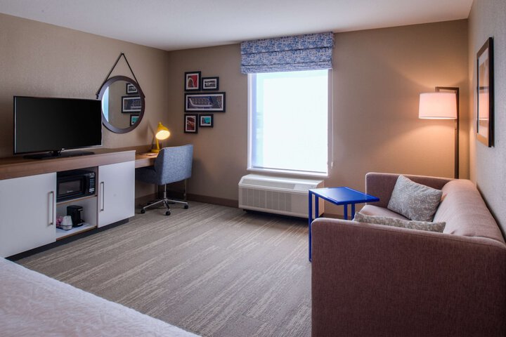 Room 17 of 59