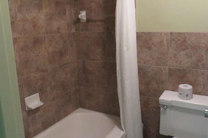 Room 14 of 35
