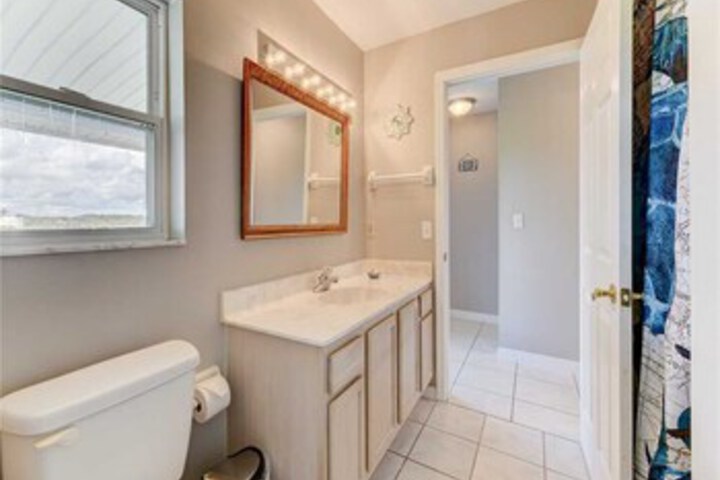 Sea Forever Upper Level 3 Bedrooms, Ocean Views, Sleeps 10