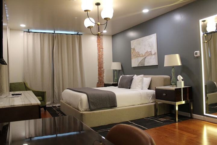 Room 11 of 46