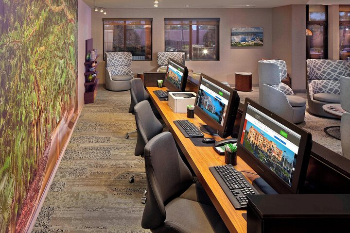 Courtyard by Marriott Stuart