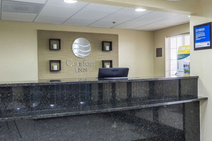 Comfort Inn Decatur Priceville