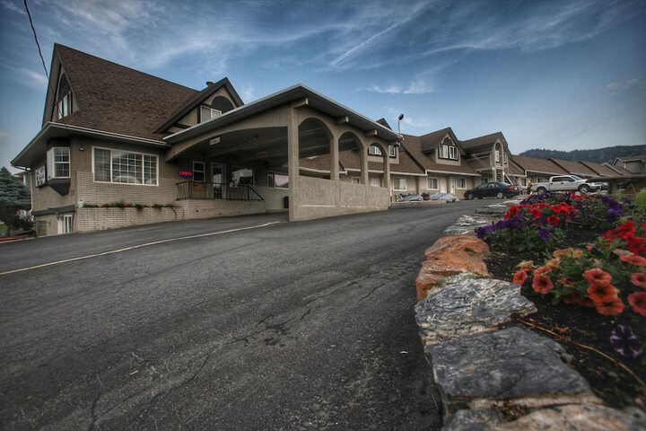 Hotel 4 of 58