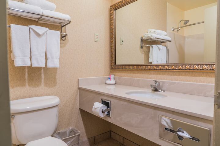 Best Western Inn & Suites
